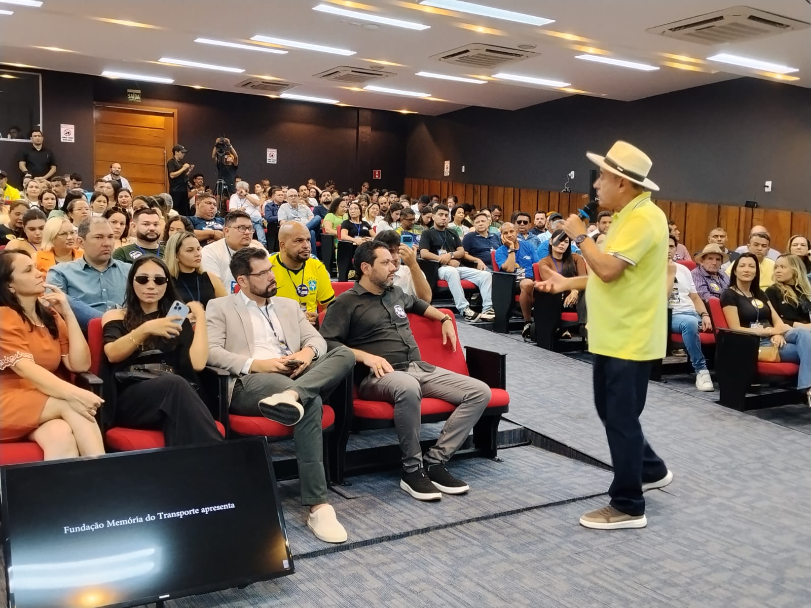 Em evento do PSDB, Bocalom elogia Alysson e enfatiza: "Peço a Deus outro vice como ele"